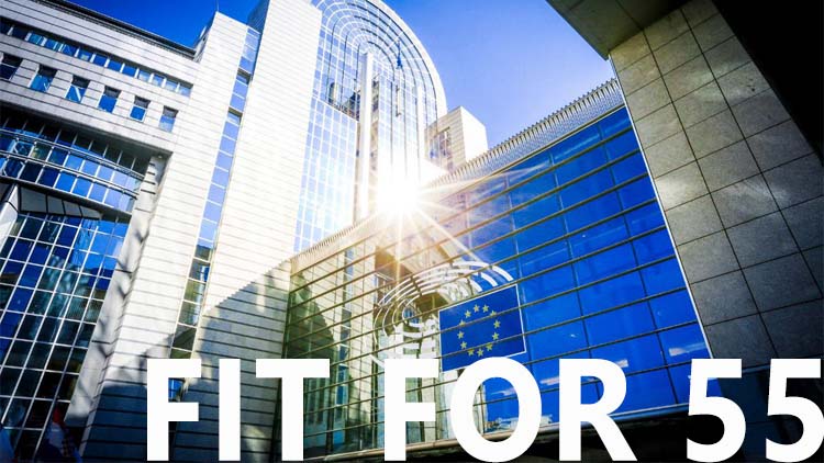 EU-Gebäude mit Text: Fit for 55