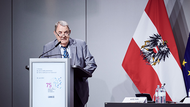 WKÖ-Vizepräsident Richard Schenz beim Wirtschaftsparlament im Juni 2022